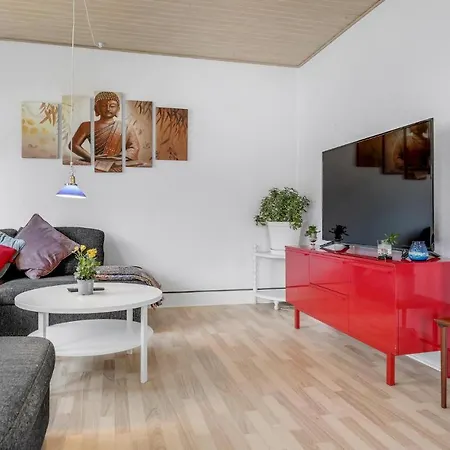 בית נופש 4 Bedroom Gorgeous In Ostermarie